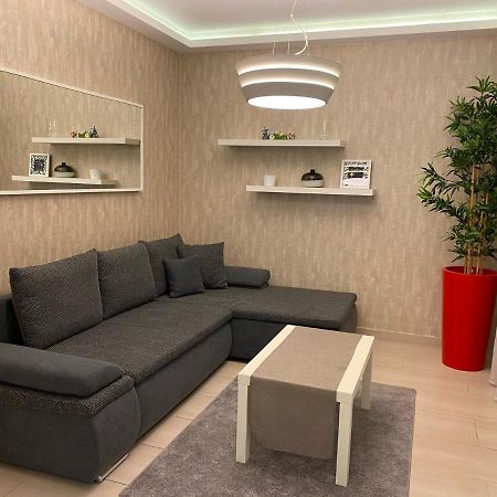דברצן Parizsi Udvar I. Apartment מראה חיצוני תמונה