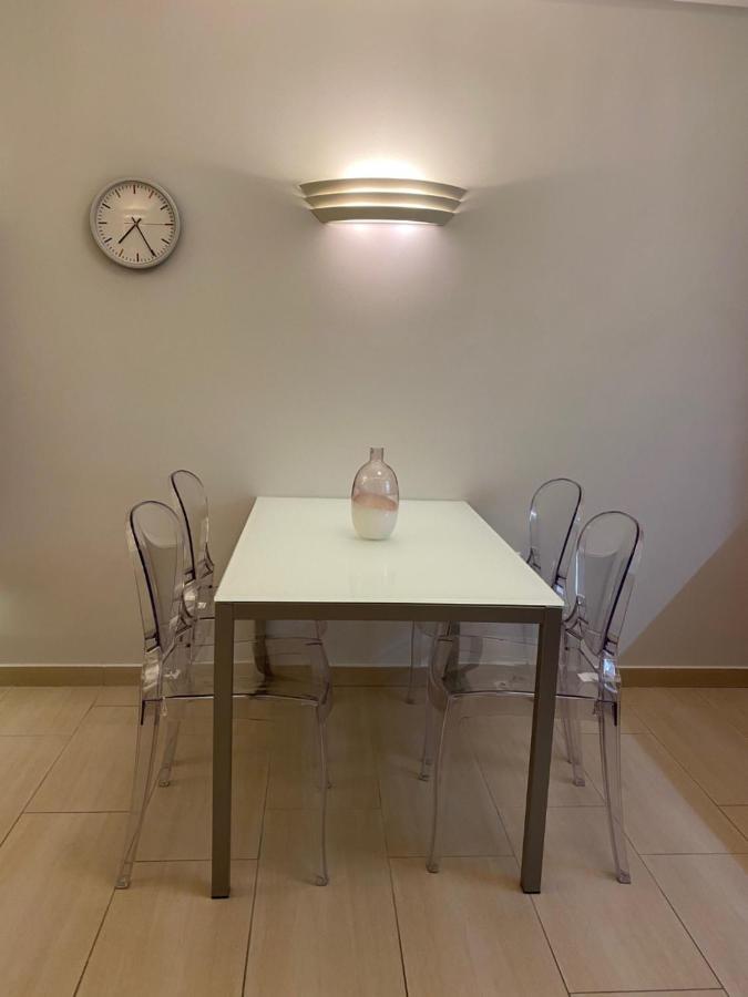 דברצן Parizsi Udvar I. Apartment מראה חיצוני תמונה